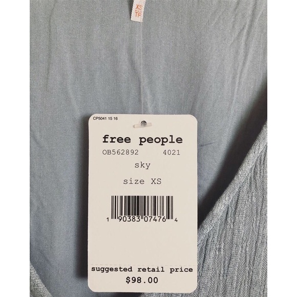 BNWT Free People “Runaway” Blouse - Picture 3 of 3